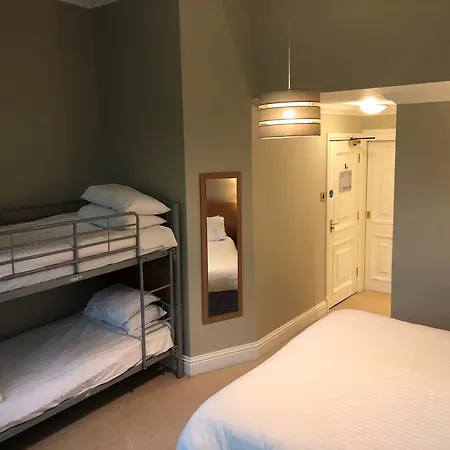 Manor 3* Windermere