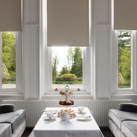 Manor Hotel 3*