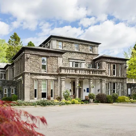 Manor Hotel 3*
